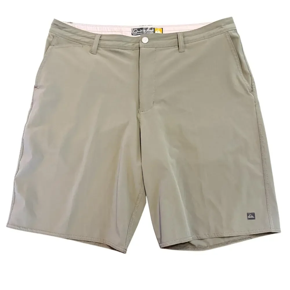 Quiksilver Men’s Waterman olive green board shorts, swim, some stretch Size 38